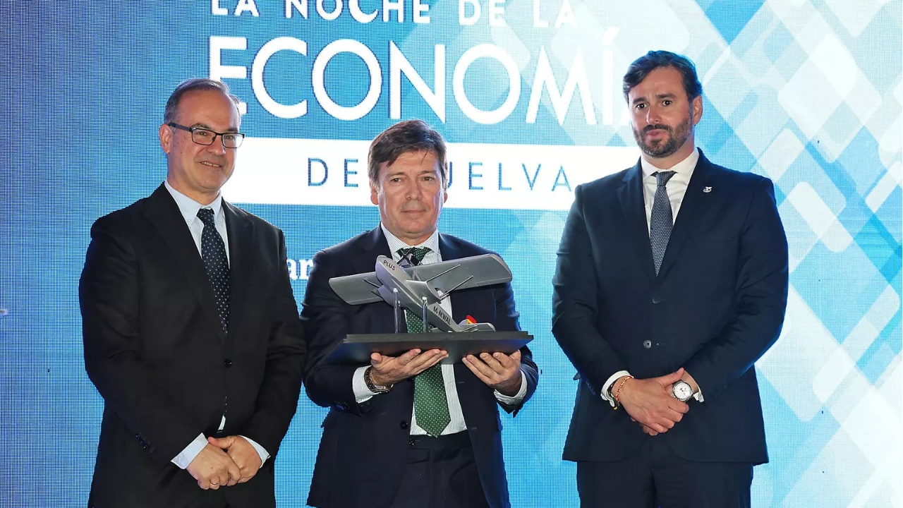la-noche-de-la-economia-reconoce-la-excelencia-empresarial-en-huelva-10